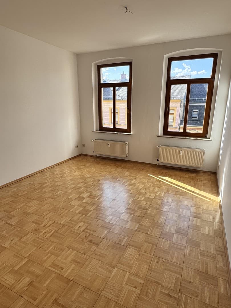 Helle 2-Zimmer-Wohnung mit Balkon & EBK in ruhiger Lage – ideal für Singles