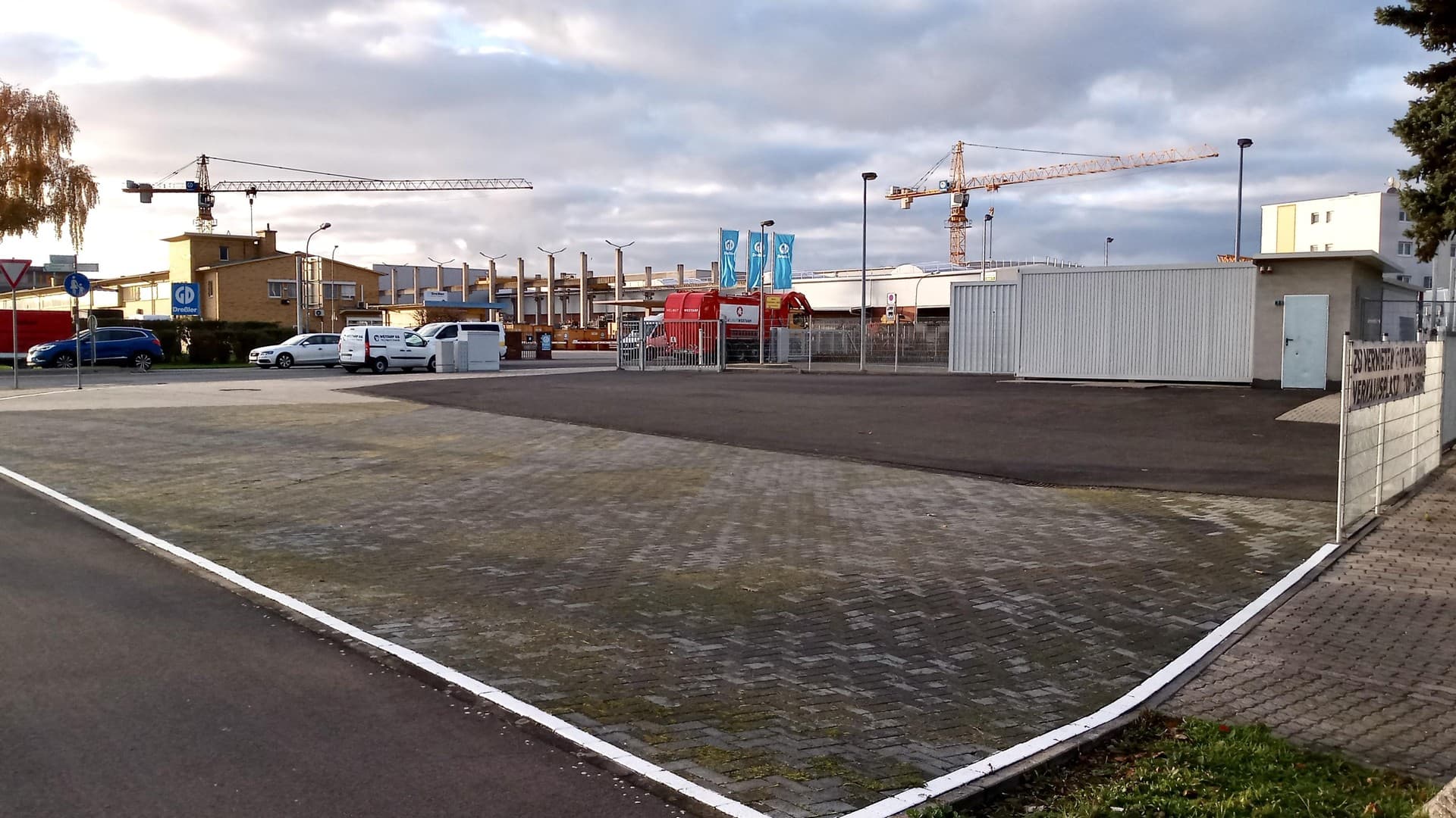 Top Gewerbefläche teilbar in bester Lage bei Aschaffenburg - Ideal für Autohandel-Verkauf-Stellplatz