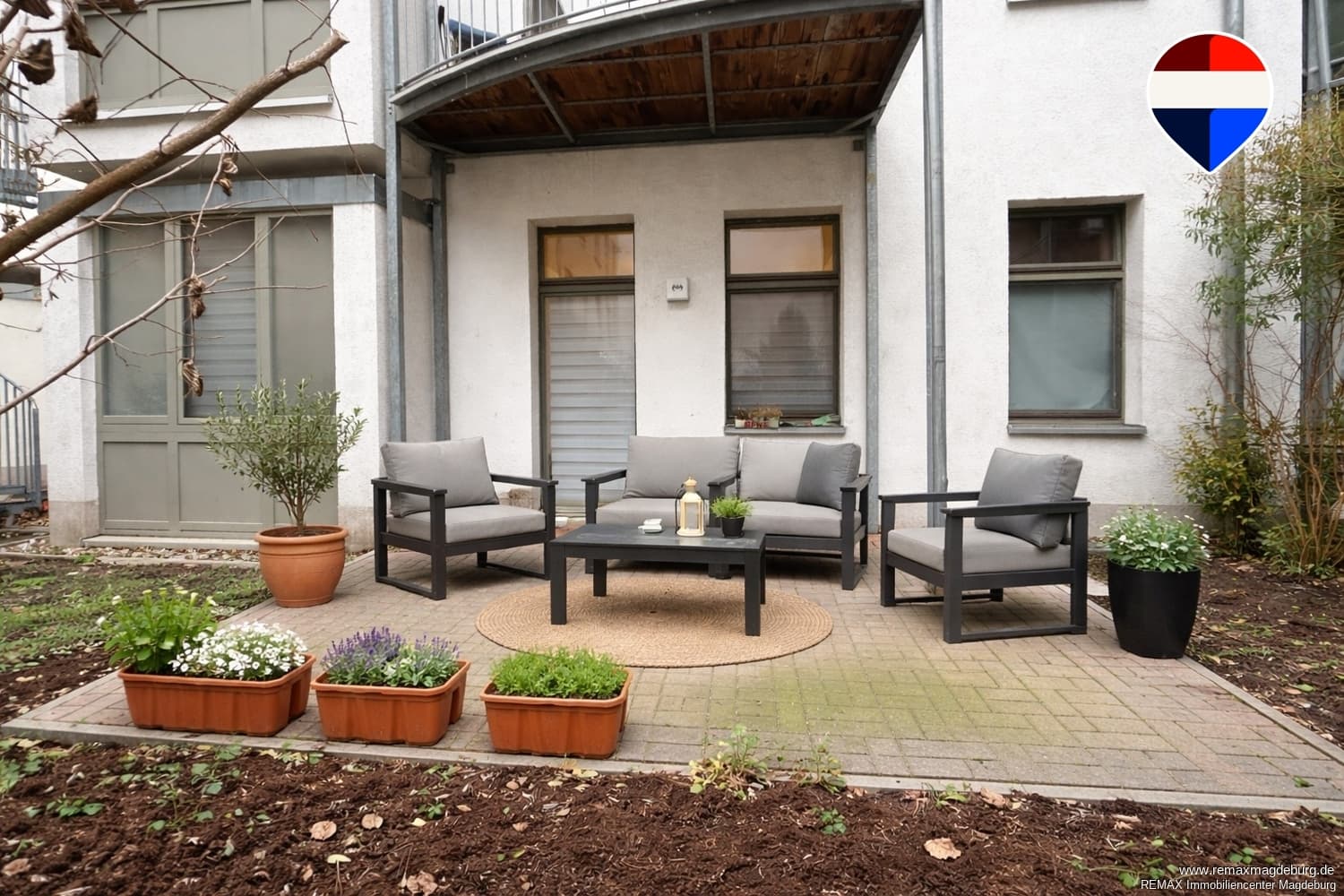 Solide Investmentchance: vermietete 2-Zimmer-Erdgeschosswohnung in Stadtfeld Ost