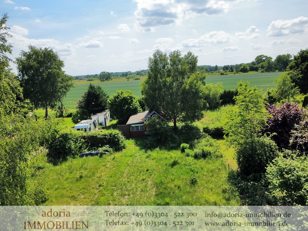 NUR EIN TRAUM? Großes Wochenendgrundstück mit altem Gartenhäuschen in herrlicher Lage auf dem Land