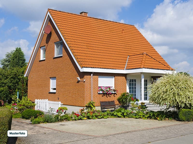 Zweifamilienhaus in 61348 Bad Homburg, Dorotheenstr.