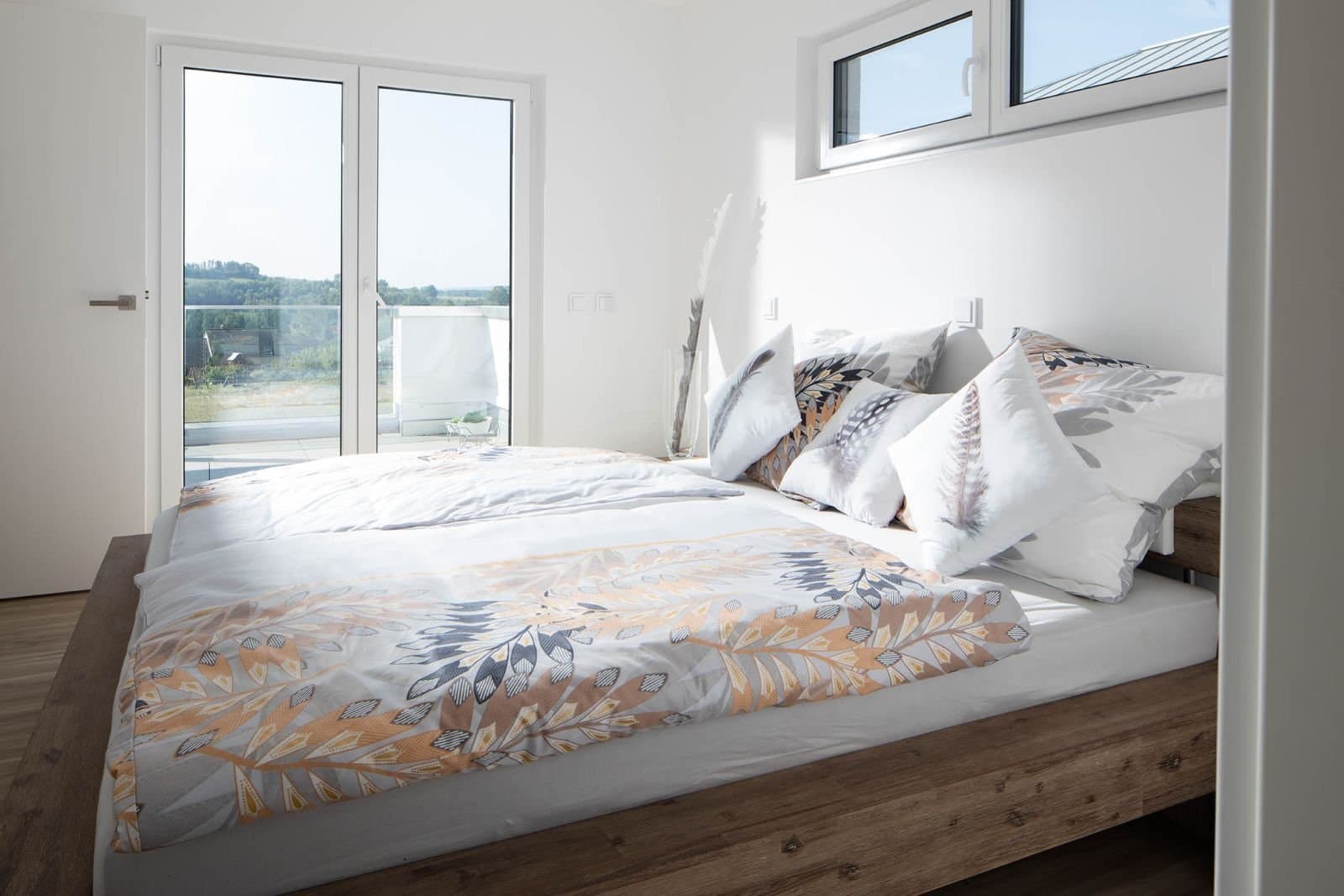 Villa in Rottweil bei Neufra mit streif haus realisieren