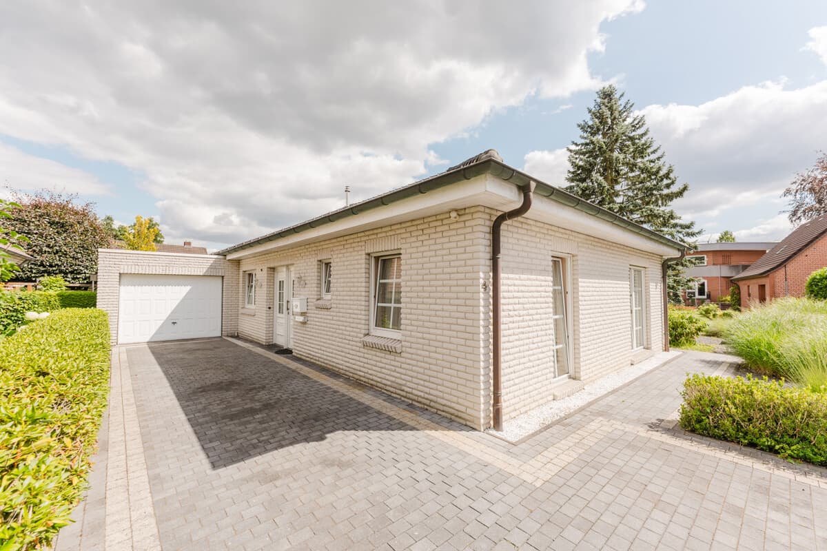 Freistehender Bungalow mit Garage in Uelsen
