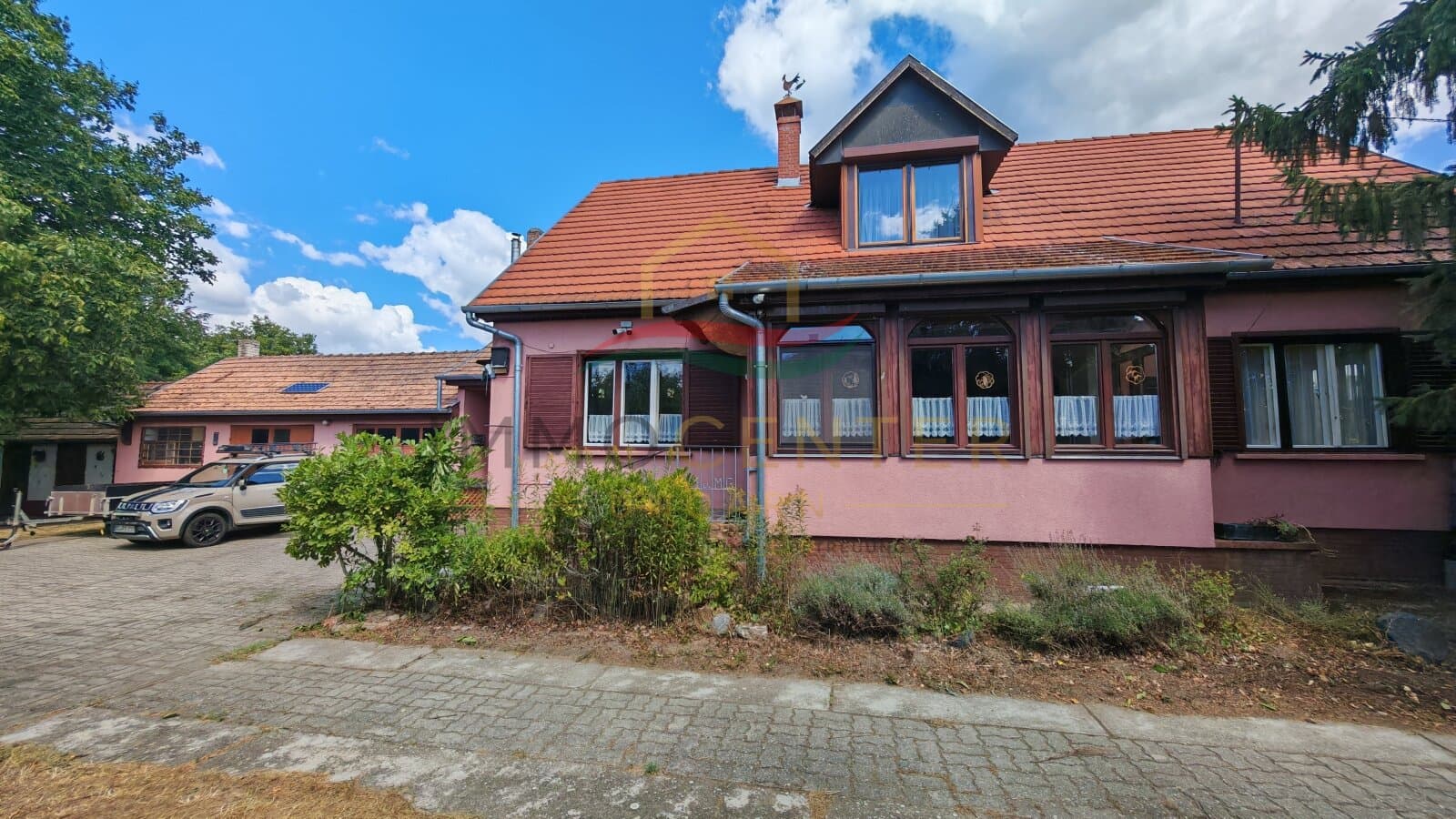 (BAA) Großzügiges Landhaus mit 4.044 m² Grundstück, Teich und zahlreichen Nebengebäuden