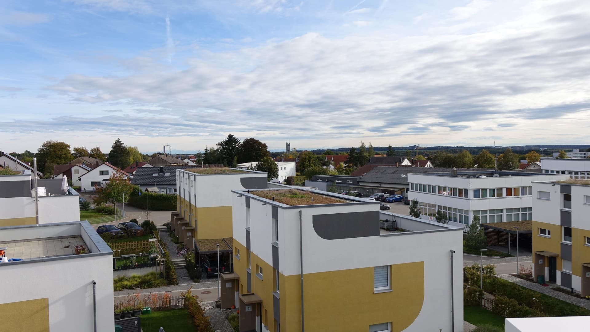 4-Zi. Wohnung, 14 m² SW Terrasse, 2 TG-Stellplätze mit Wallbox