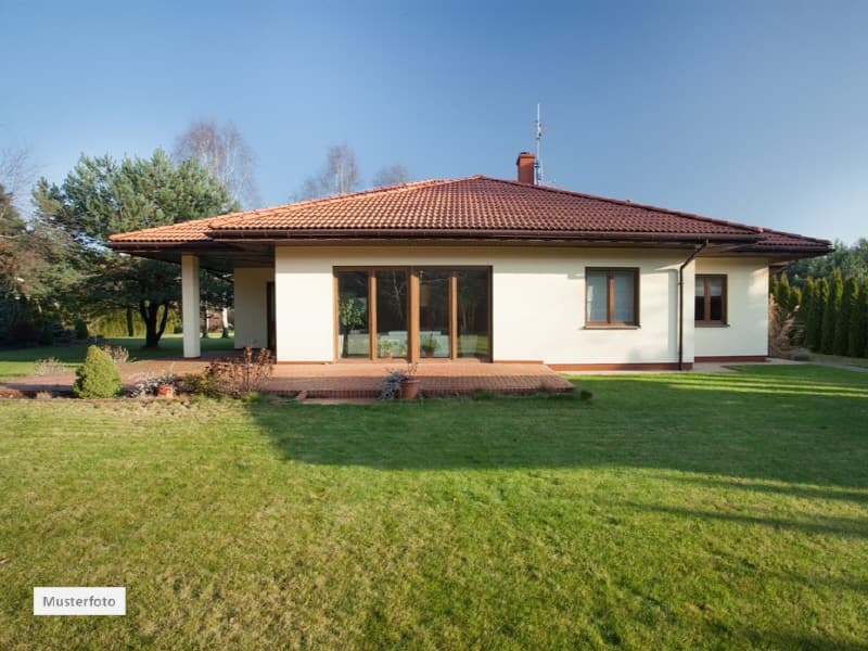 Einfamilienhaus in 83308 Trostberg, Josef-Seiler-Str.