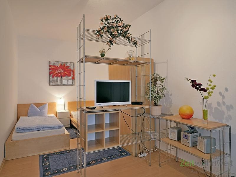 (EF0670_M) Jena: Süd, kleines möbliertes Apartment, WLAN inklusive