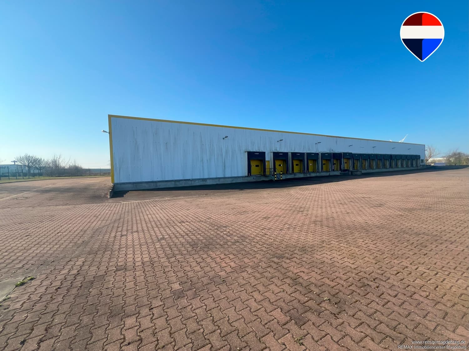 Flexible Lagerhalle mit Büroflächen und optimaler LKW-Andienung – vielseitig nutzbar