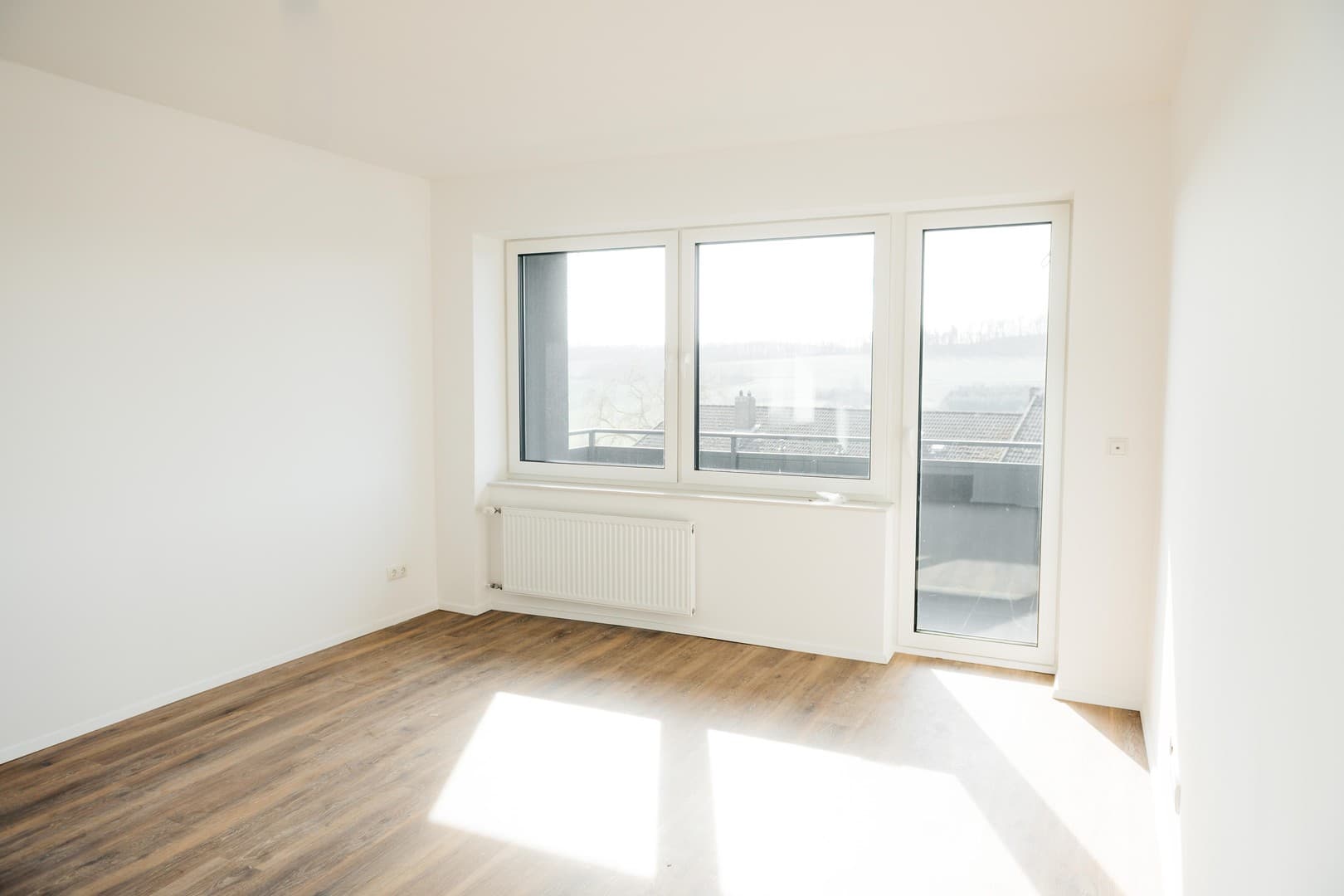 Mieten war gestern: Ihre 2-Zimmer-Traumwohnung ab 584 € / Monat! KfW-55 saniert & Provisionsfrei.
