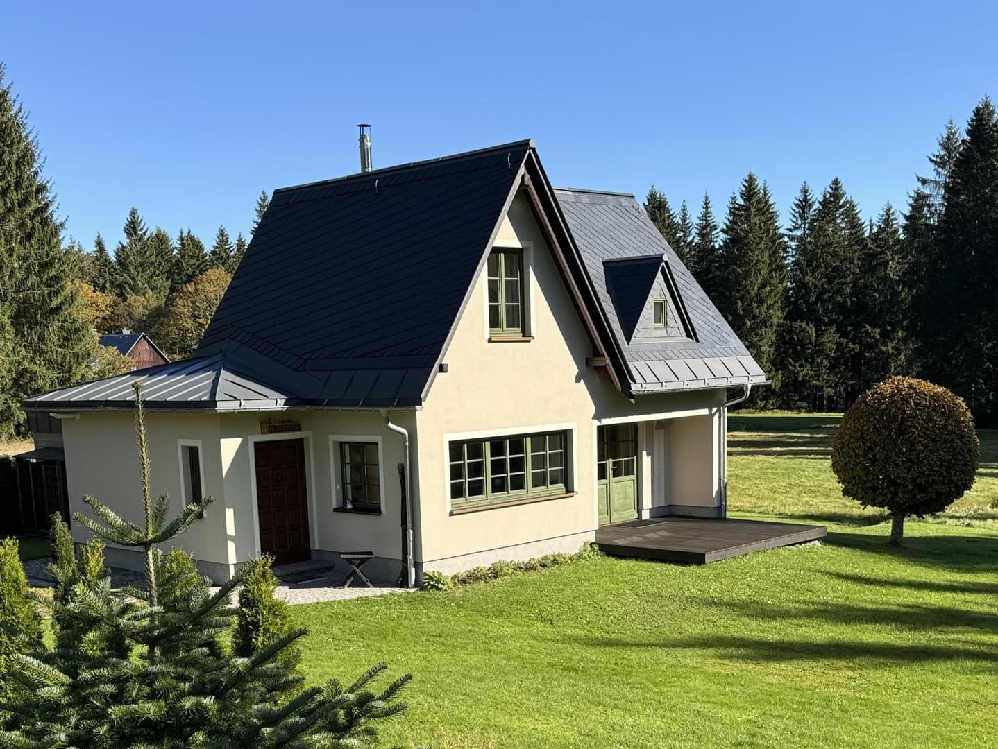 Haus auf 900 m ü NN am Auersberg im Erzgebirge