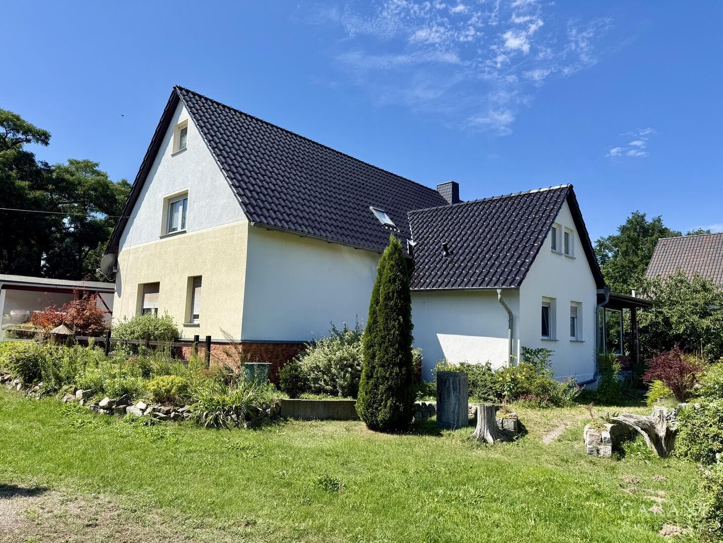 Kompfortables Einfamilienhaus mit Wintergarten