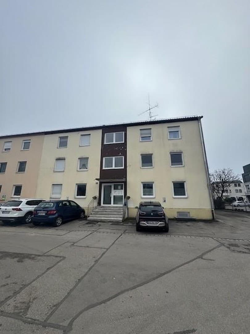 3 Zimmer Wohnung in direkter S-Bahn Nähe
