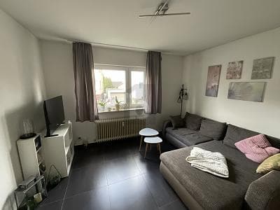 EXKLUSIV CHARMANT MIT EINBAUKÜCHE
