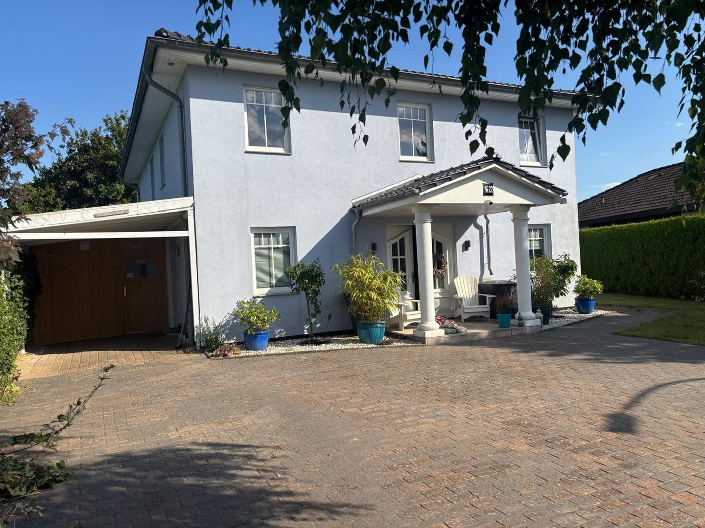 Toskana-Villa freistehend auch als Zweifamilienhaus nutzbar