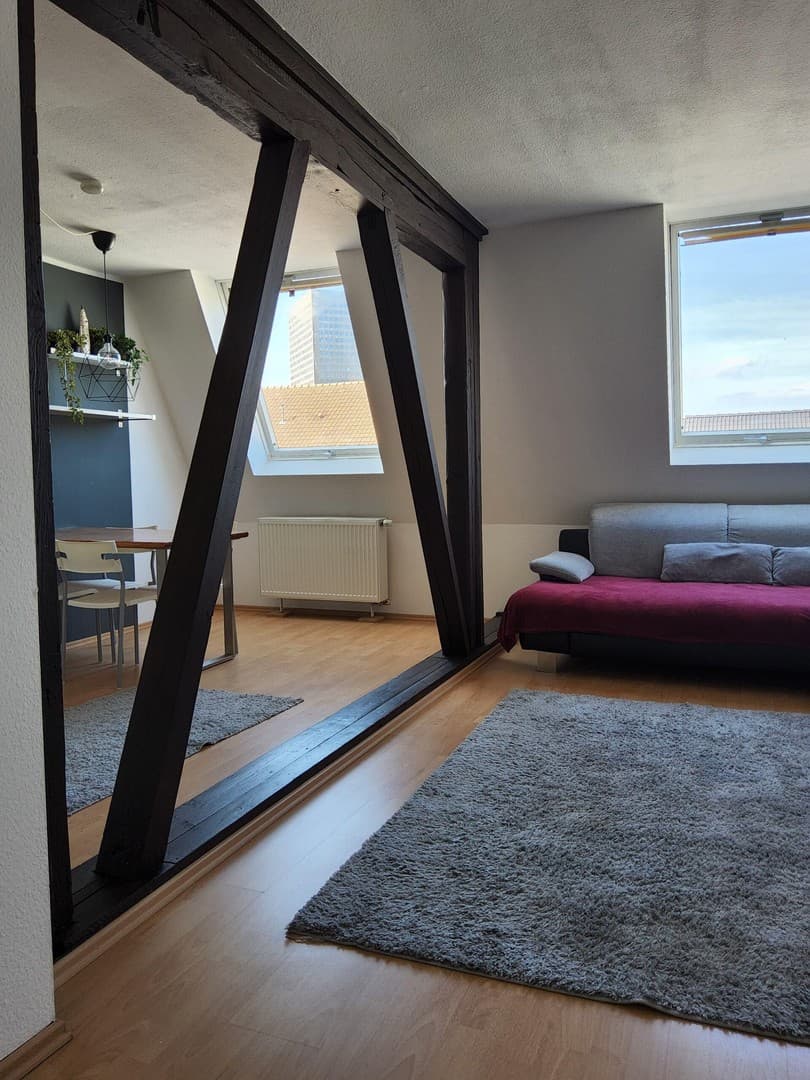 TOP Lage! Möblierte 2-Zimmer-Wohnung