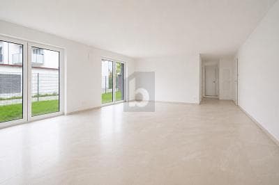MODERNES WOHNEN MIT GARTEN