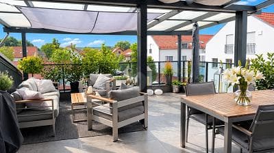 LUXURIÖS WOHNEN MIT GROßER DACHTERRASSE