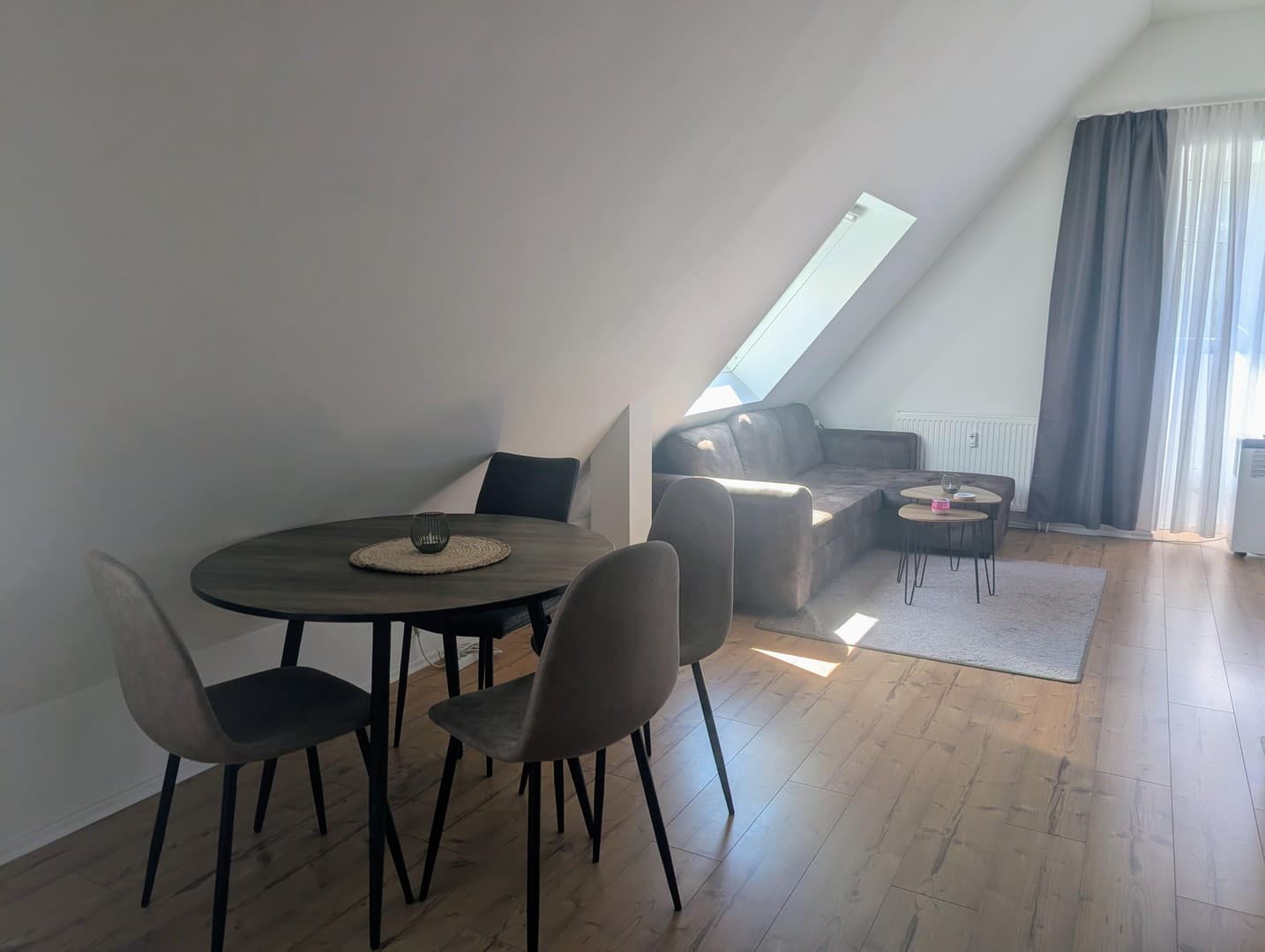 Attraktives, vollmöbliertes Apartment in Kaiserslautern-Hohenecken zu vermieten