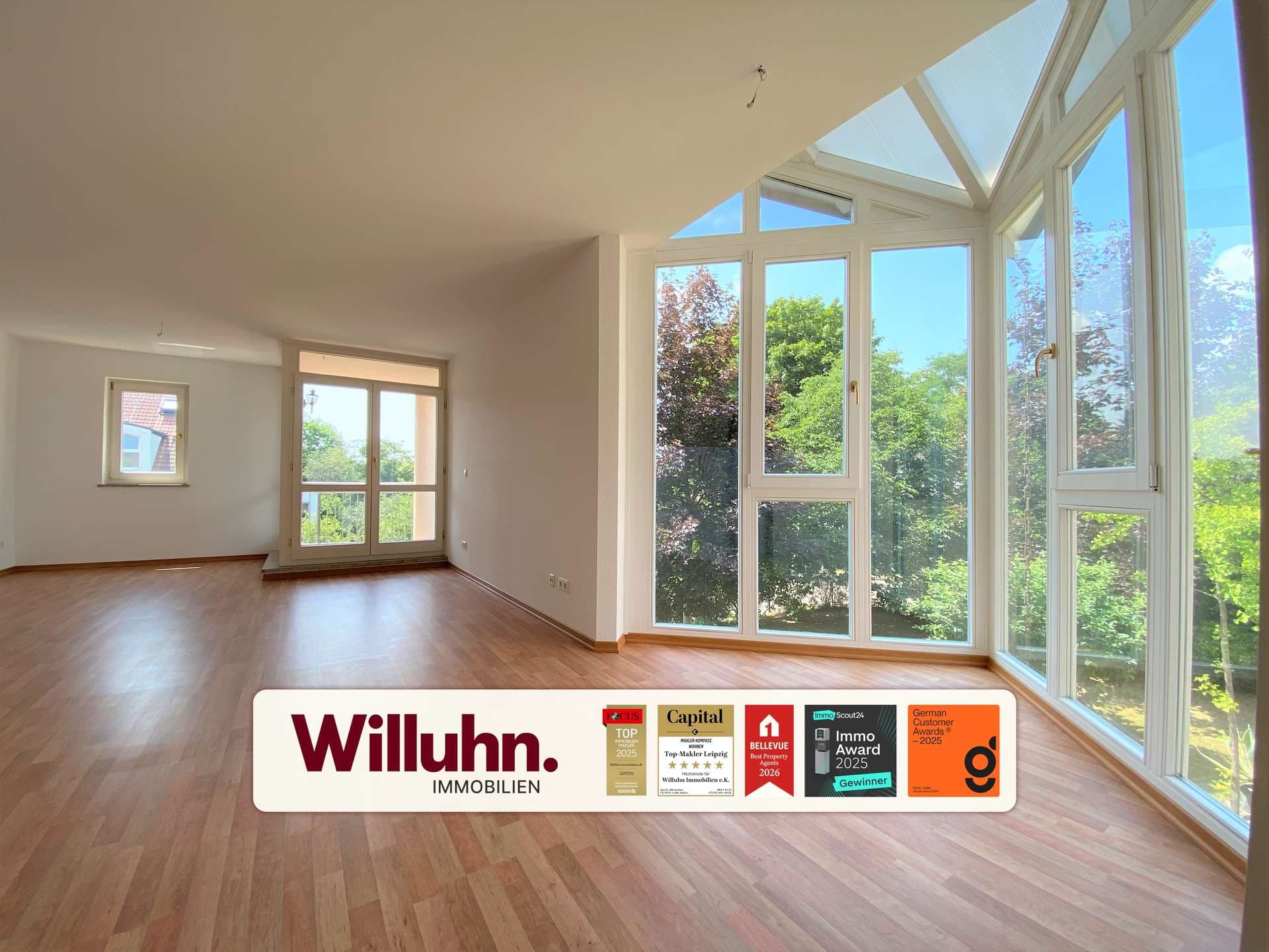 Balkon | TG-Stellplatz | Tageslichtbad | Panoramafenster| Einbauküche