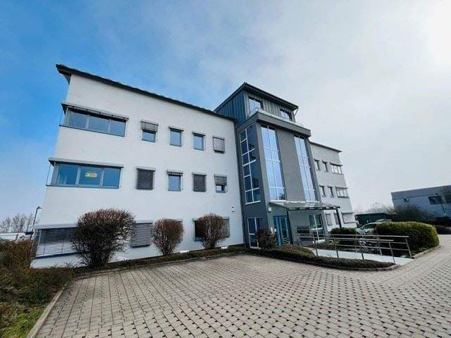 EUPORA® Immobilien: Moderne Gewerbe-/Bürofläche in Kirchheimbolanden.