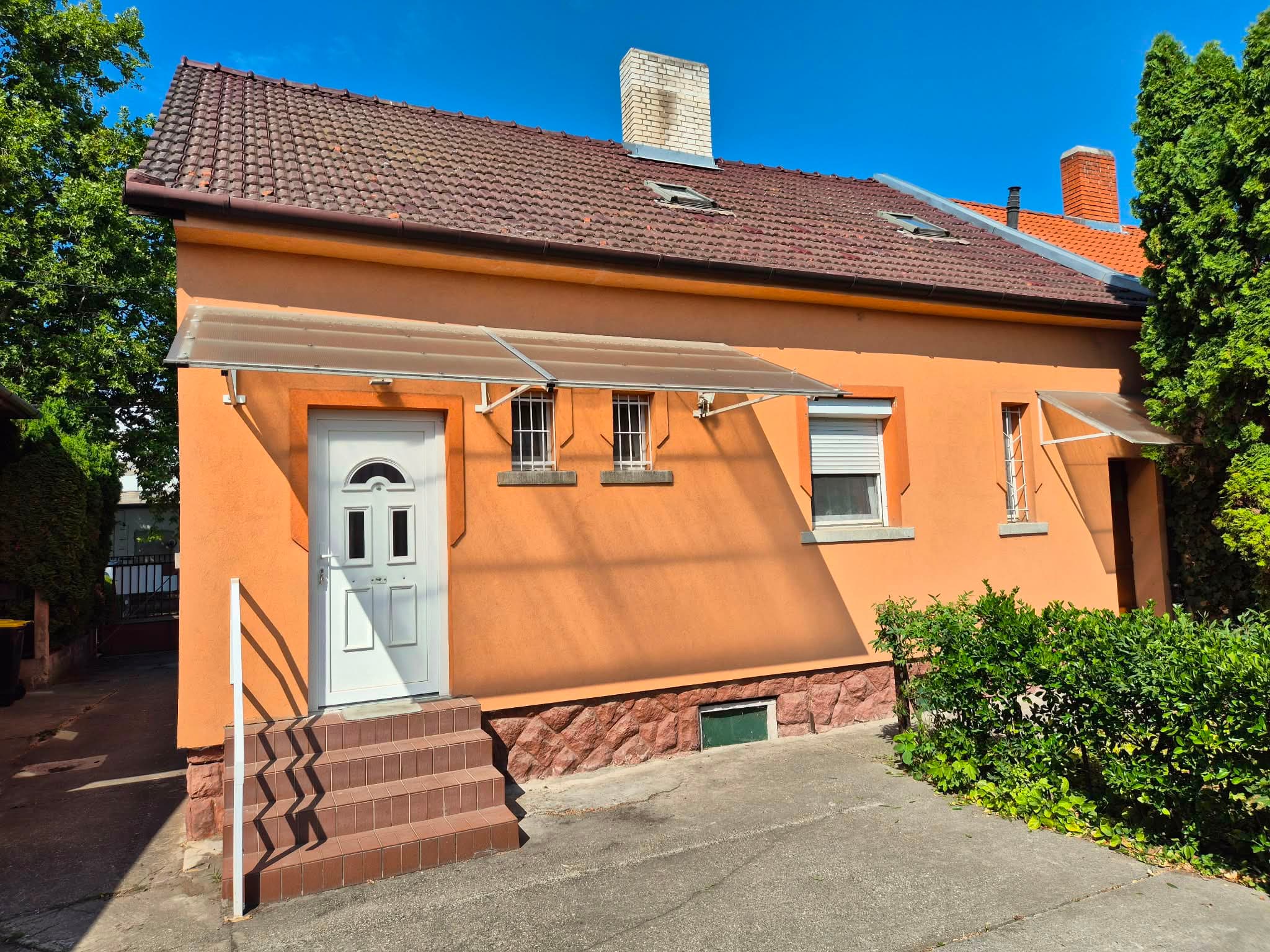 IHR UNGARN EXPERTE Verkauft ein schönes gepflegtes Einfamilienhaus in Győr