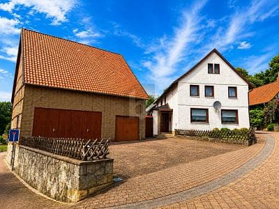 WOHNEN, WERKSTATT, SCHEUNE UNTER EINEM DACH!
