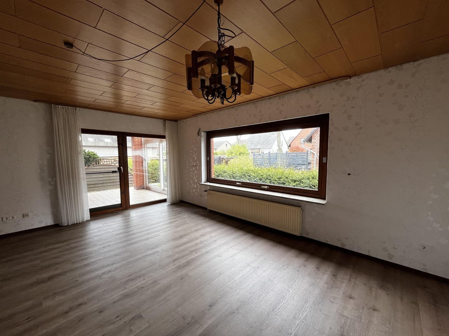 barrierefreie 3-Zimmer-Wohnung mit Stellplatz in schöner ruhiger Lage (Sackgasse)