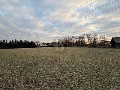 RIESIEGES GRUNDSTÜCK MIT RIESIGEM POTENTIAL