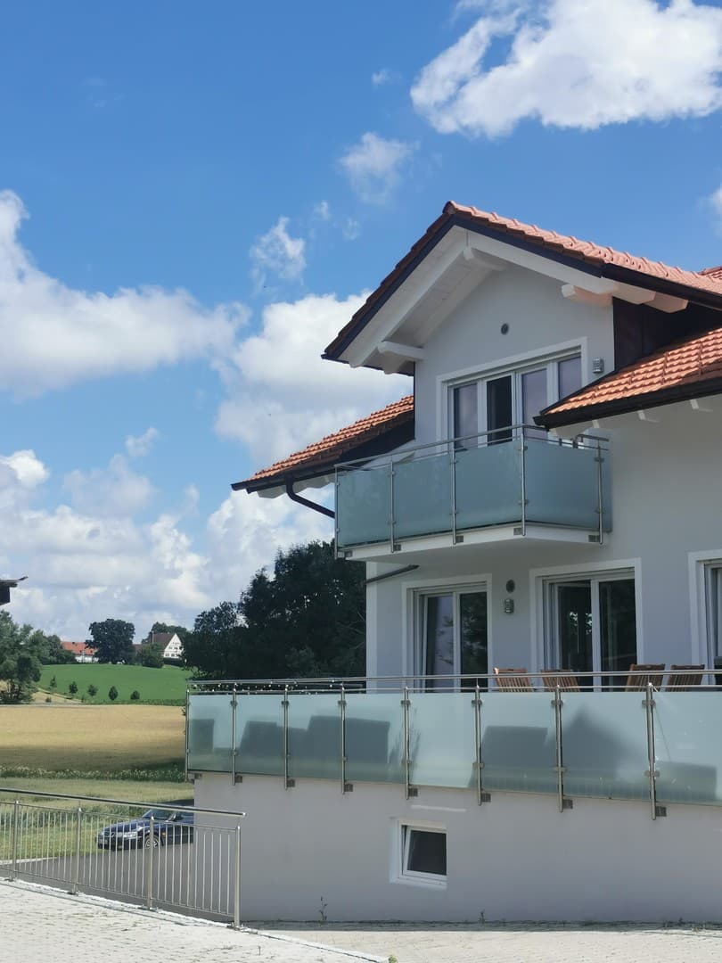 Sehr ruhige traumh. gr. 4-Zi.-Terrassen-Whg. m. Aufzug, Grafing