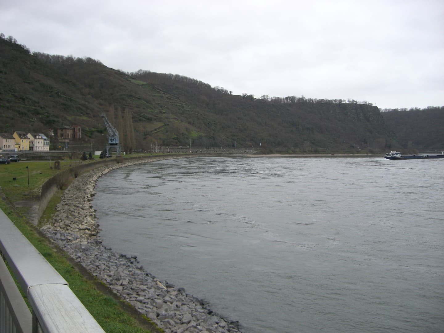 1. Linie am Rhein, Sonnenseite, Sankt Goarshausen Mittelhaus 145 QM