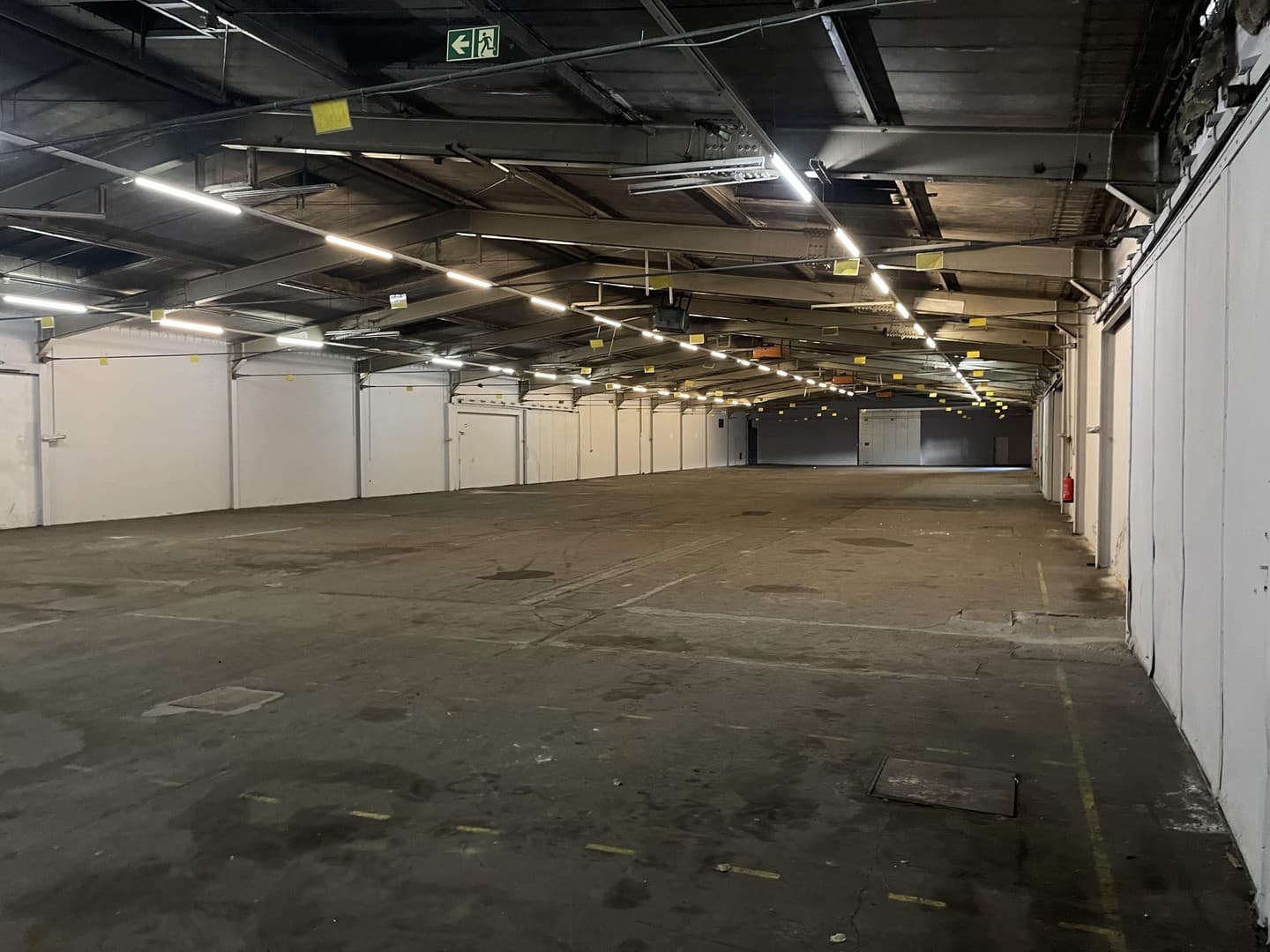 5.830qm Kalthalle im Gewerbepark Hunderdorf - zur Miete