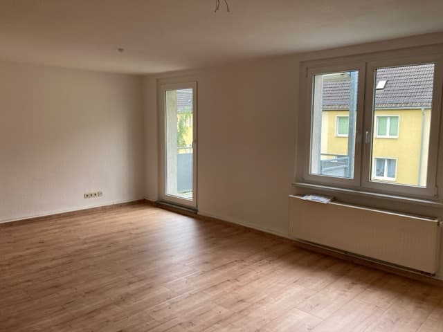 Geräumige 2 Zimmer Wohnung!