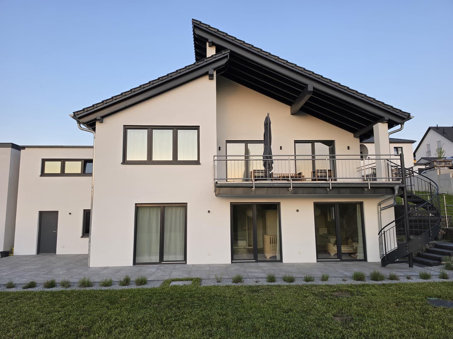 Freistehendes Architektenhaus in Göllheim – Provisionsfrei zu verkaufen