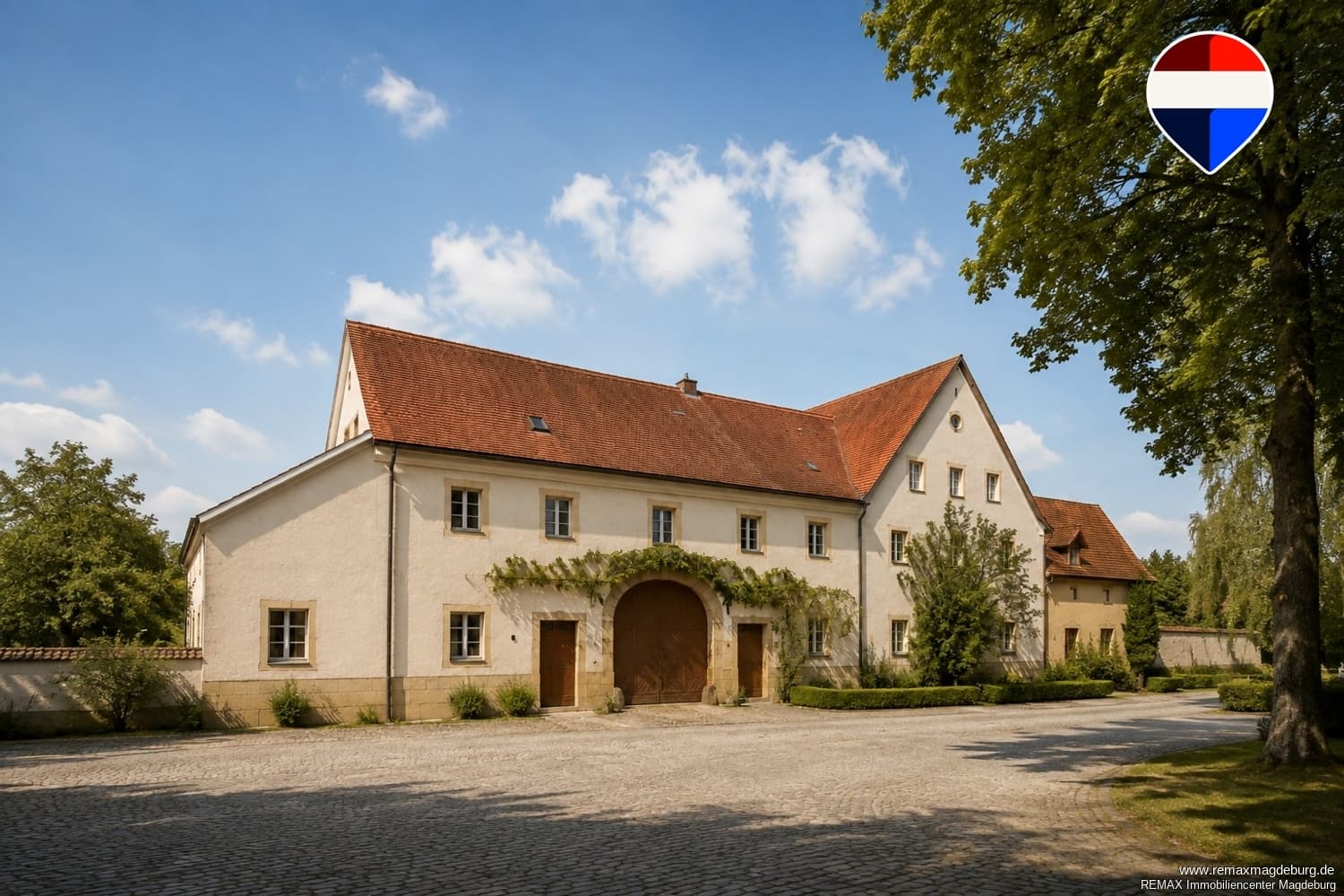 Leben mit Geschichte – liebevoll sanierter Vierseitenhof für Familie mit großzügigem Platzangebot