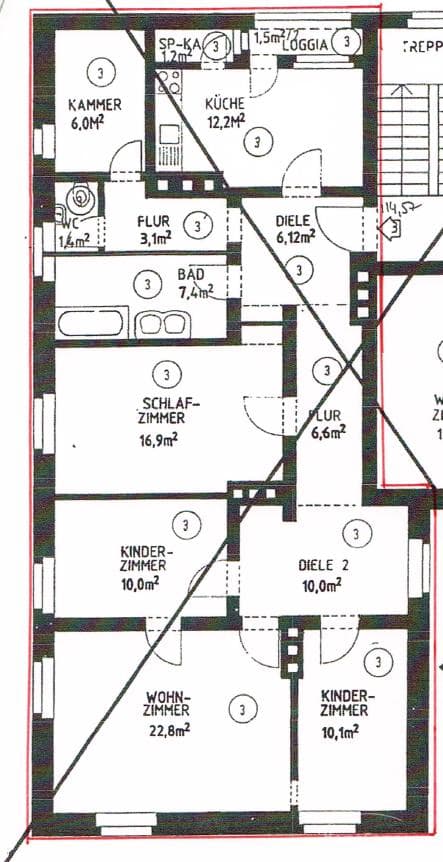Charmante 5-Zimmer-Altbauwohnung mit Balkon