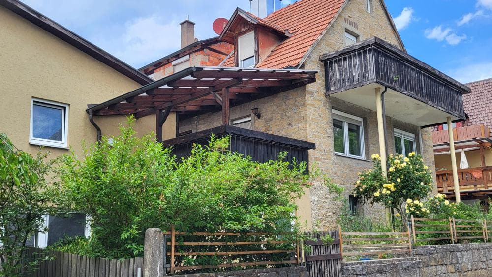 Mitten in Höchberg und sofort beziehbar