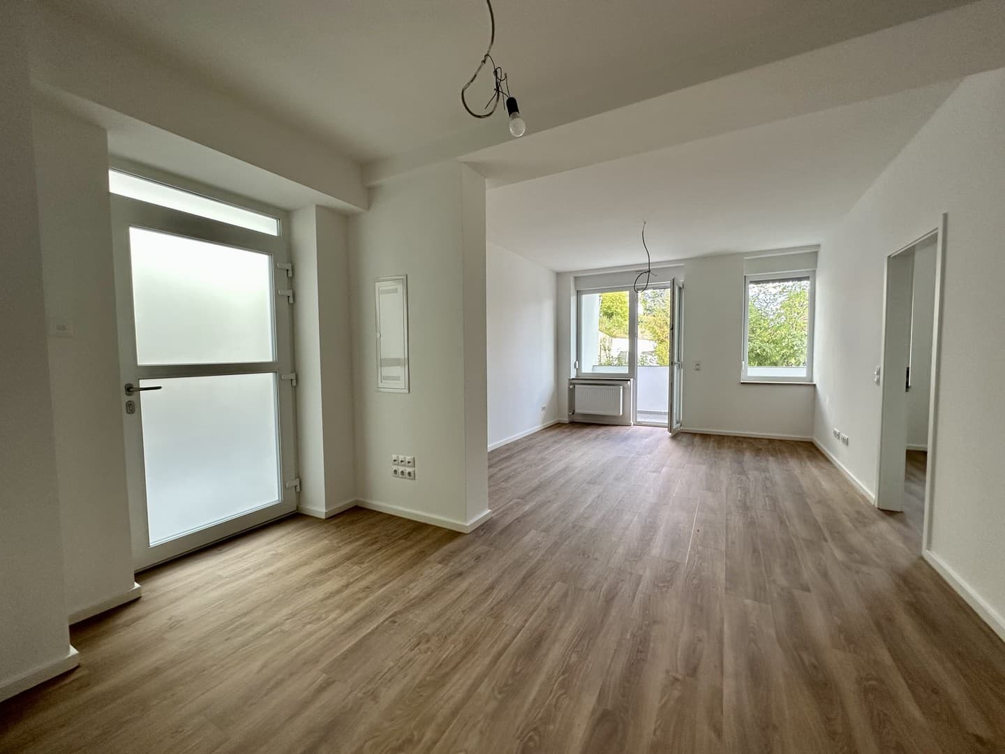 Gemütliche und helle 2-Zimmer-Wohnung mit EBK