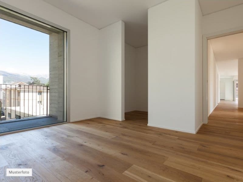 Etagenwohnung in 53123 Bonn, Augustinusstr.