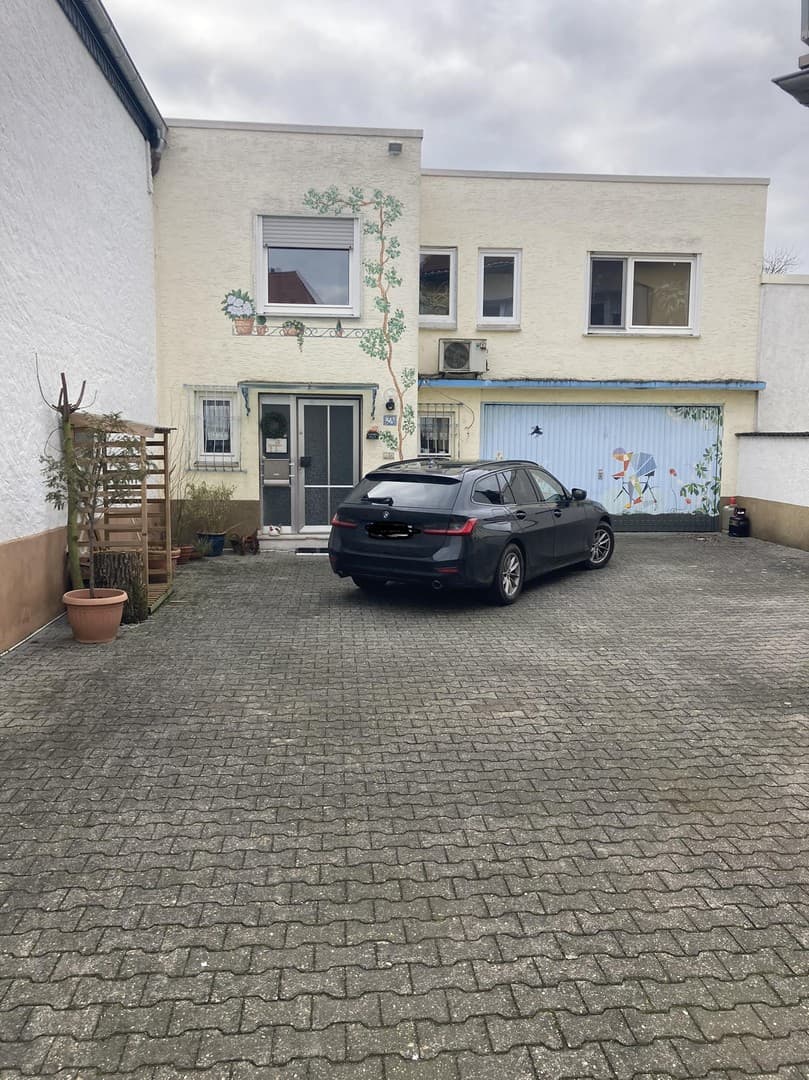 Einfamilienhaus, 500qm Garten, Pool, Loggia & Terrasse