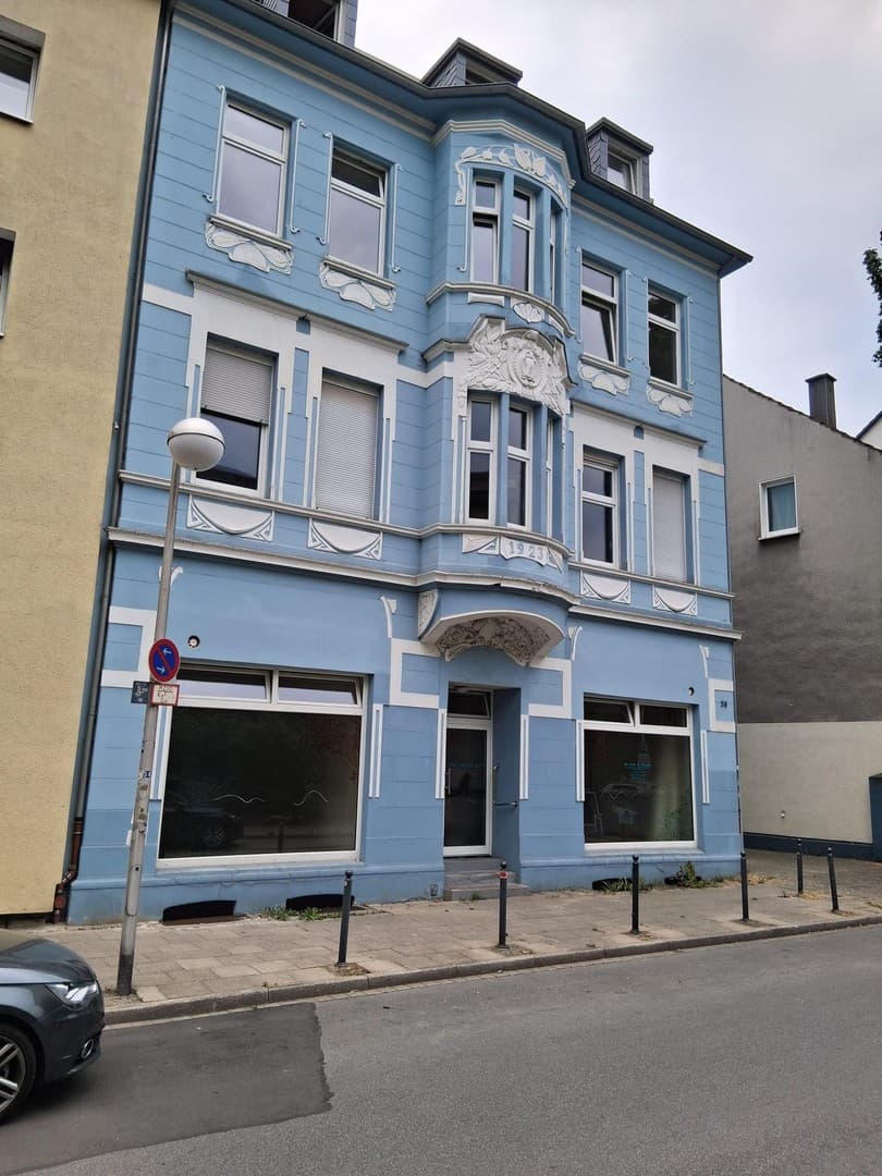 Top zentrale und neu sanierte 4,5 Zimmerwohnung - einziehen und wohlfühlen