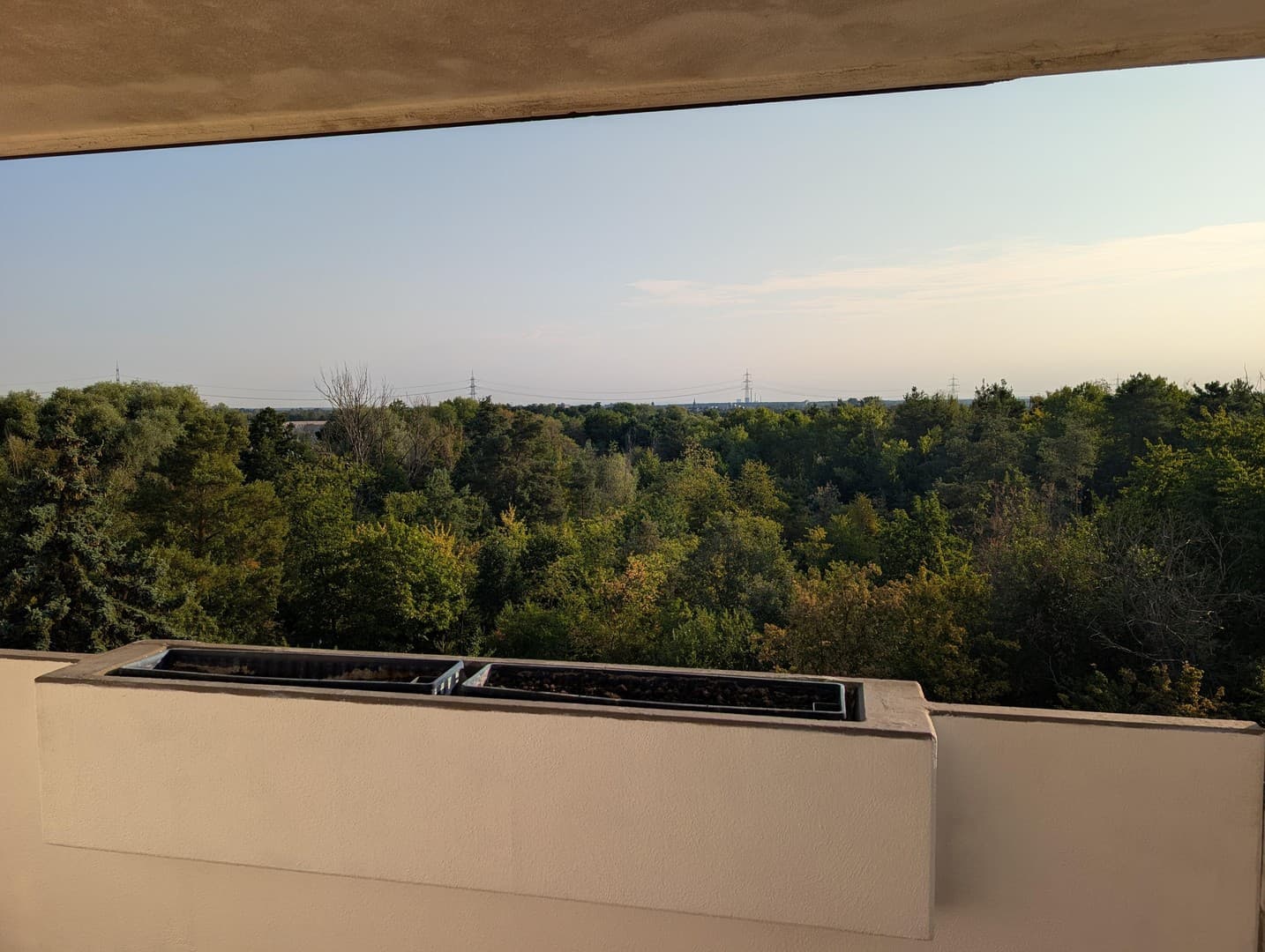 Renovierter Wohntraum mit Seeblick: 87 m² 3-Zimmer-Wohnung inkl. Einbauküche & Balkon