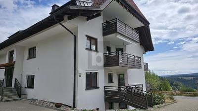 ENTSPANNTES WOHNEN IN HERRLICHER HÖHENLAGE