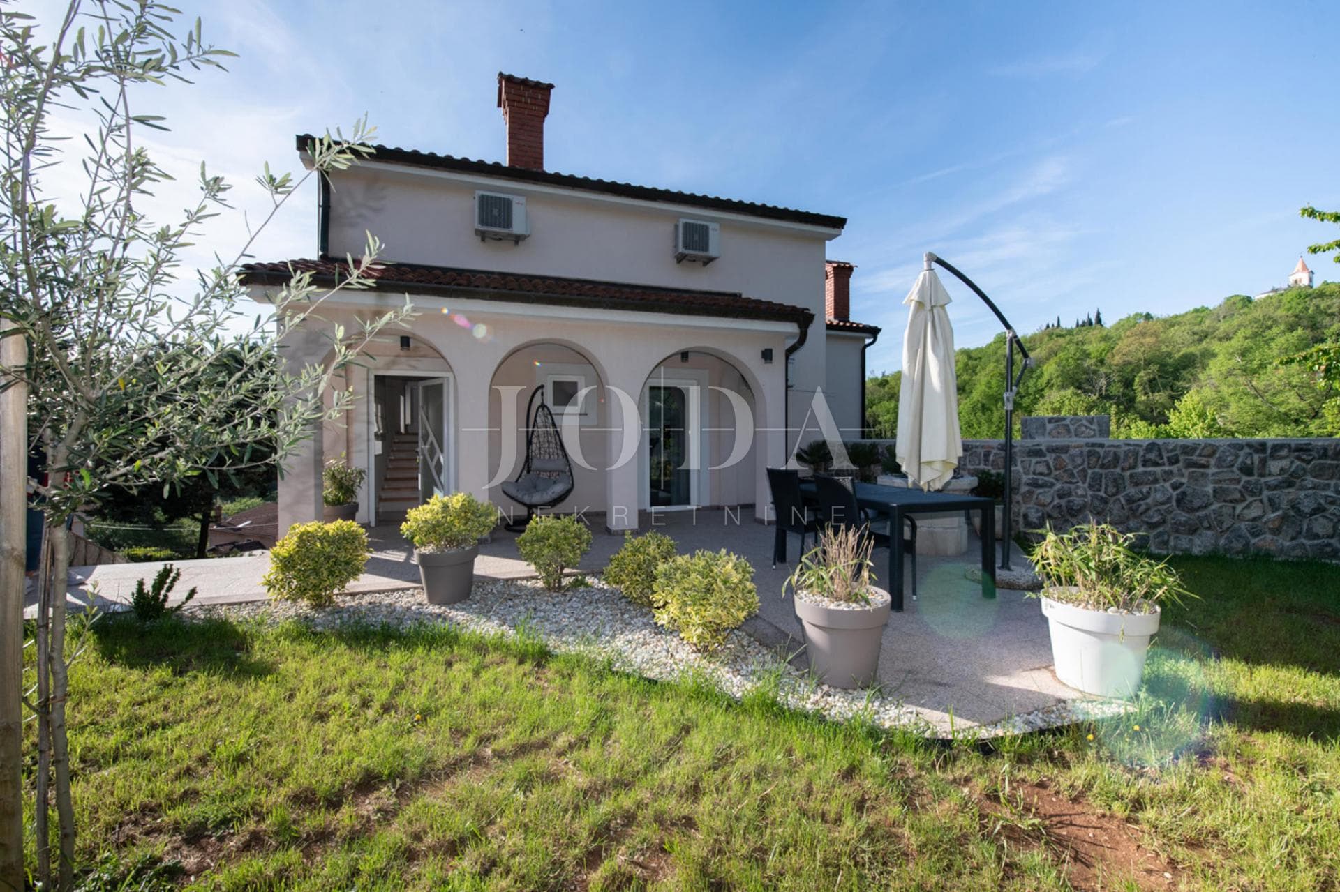 Villa mit Pool in Matulji