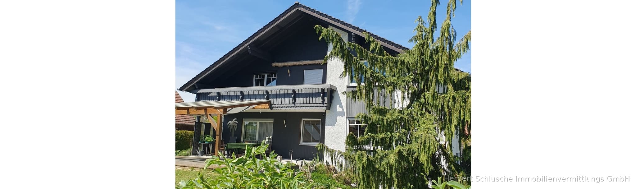 Wohntraum im großen 2 Familienhaus mit tollem Grundstück in Schierling