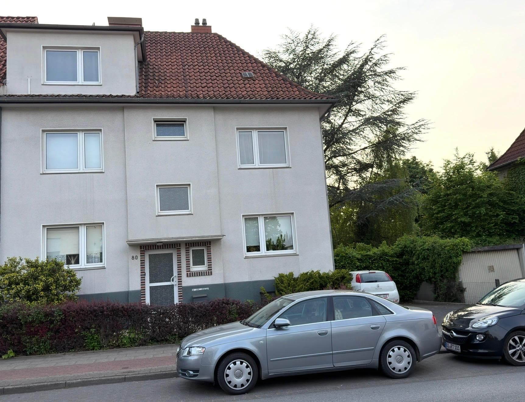 Solides 3-Familienhaus in der östl. Bielefelder Innenstadt
