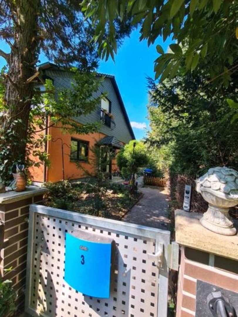 Haus aus 1983er von Privat zu Verkaufen/Anbau ist möglich