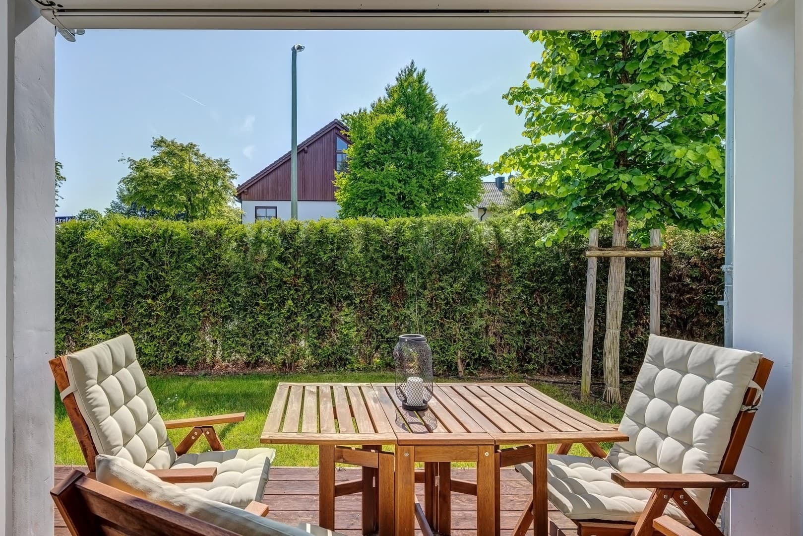 Hochwertige, möblierte Gartenwohnung