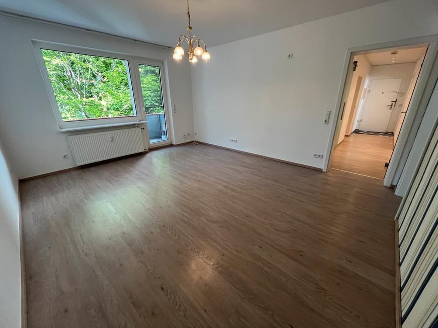 Provisionsfrei 3-Zimmer-Wohnung inkl. Einbauküche & Balkon in Bad Homburg von Privat