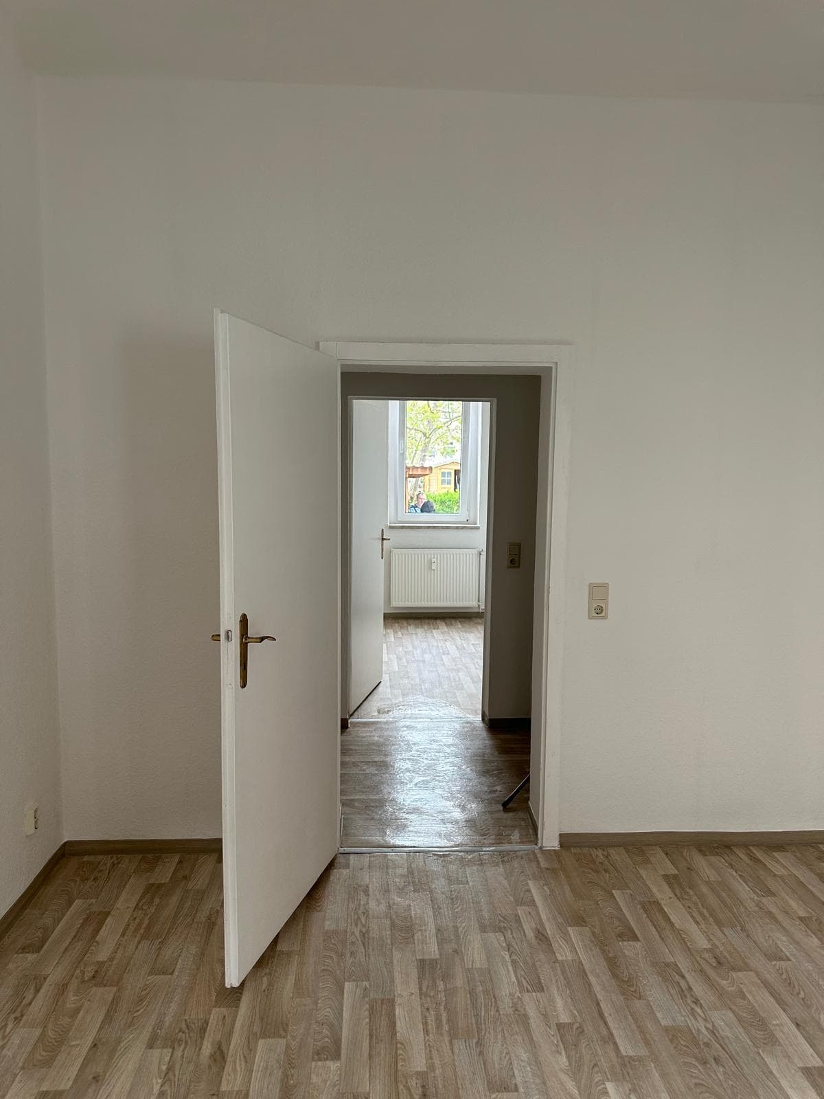 Gemütliche Einraumwohnung mit Tageslichtbadezimmer im Erdgeschoss