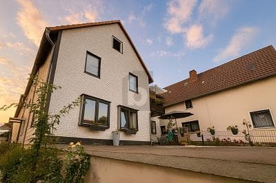 IHR ZUHAUSE MIT EXTRA-EINHEIT
